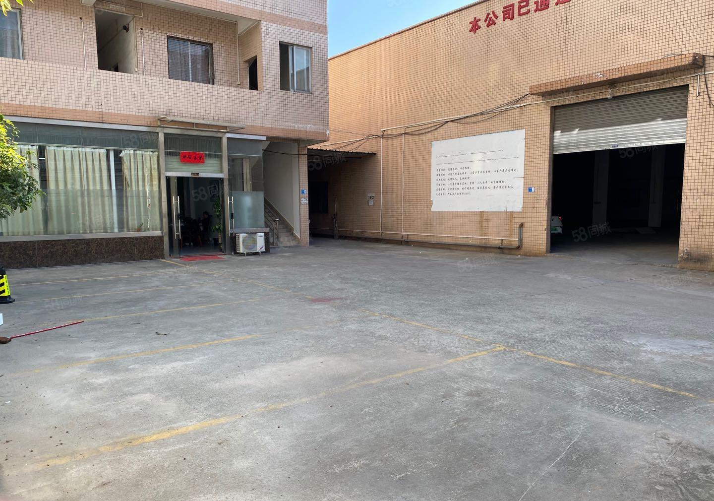 独门独院一楼厂房2200平方，砖墙到顶高度7米，空地800平