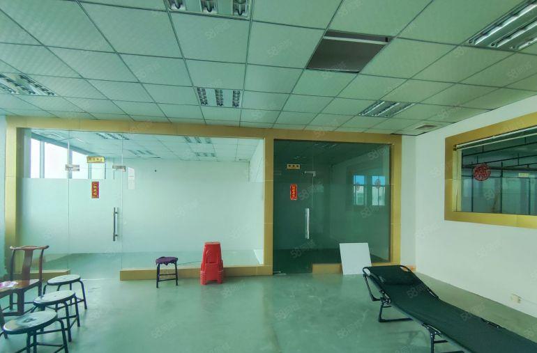 大井头新出楼上2000平带精装修办公室标准厂房，全新地坪漆