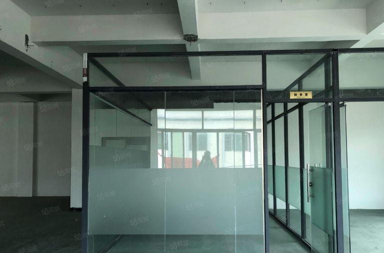 工业园大平层厂房招租，现成精装修办公室，可办环评