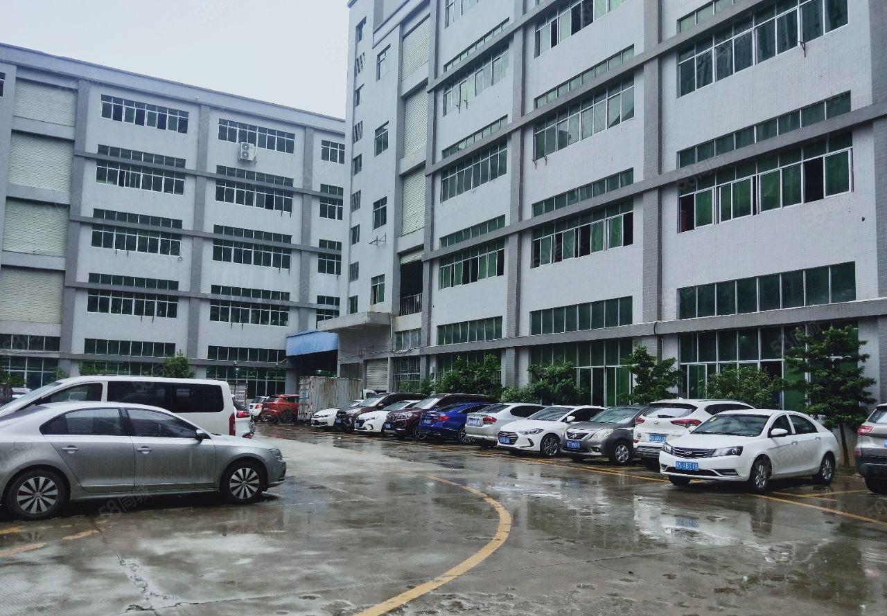 大朗象山工业区新出二楼精装厂房1700平出租，办公及水电齐全