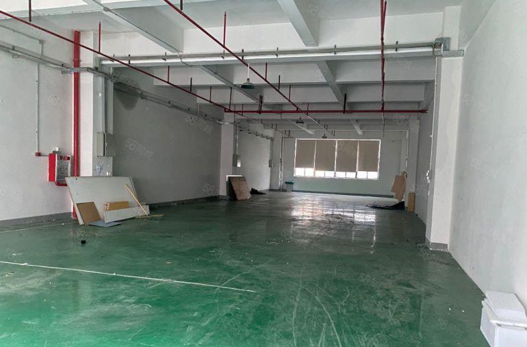 大朗新出超低价3楼500平厂房出租现成豪华精装修可办环评