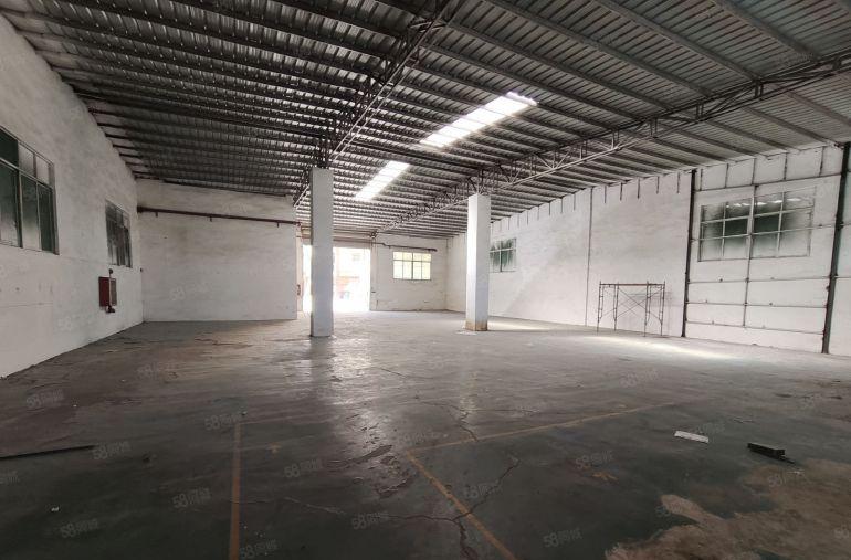 大朗富民工业城新空出精装一楼620平，滴水6米，水电齐全