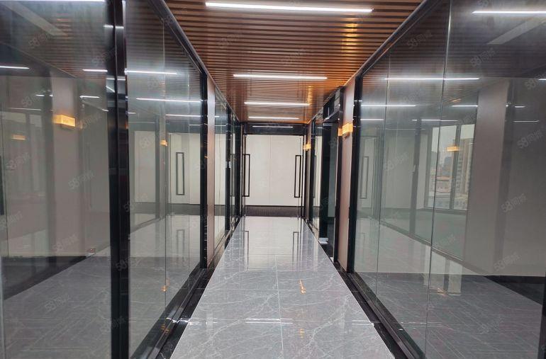 大朗竹山现成1700平装修厂房出租，领包入住，适合电商贸易