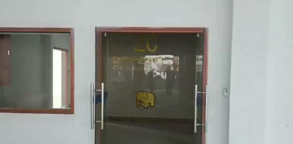 大朗工业厂房出租楼上900平方，办公室仓库电子等多行业均适用