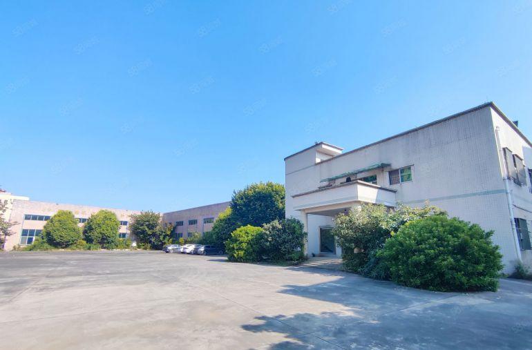 靠近松山湖原房东单一层独院带单独办公楼，空地大形象好交通便利