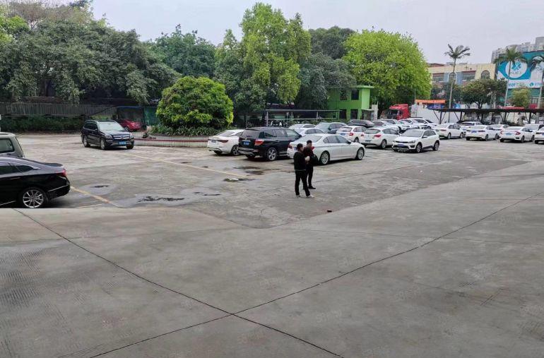 大朗镇莞樟路1楼1000平厂房出租，水电齐全