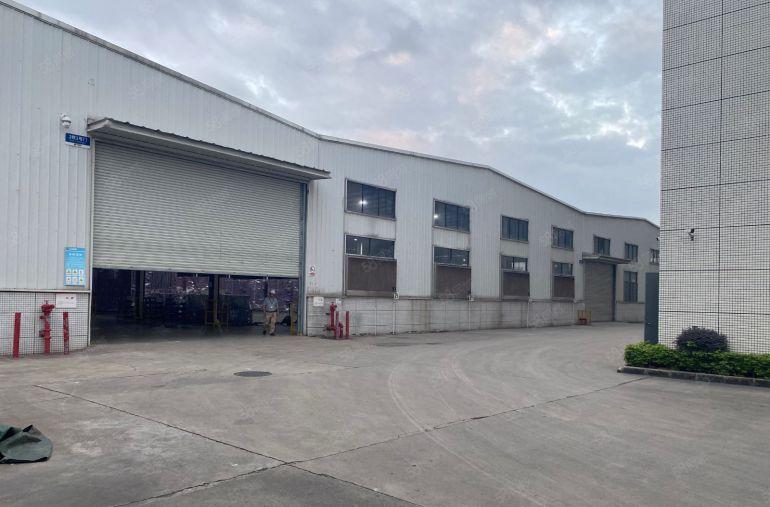 毗邻松山湖12米高钢结构厂房招租