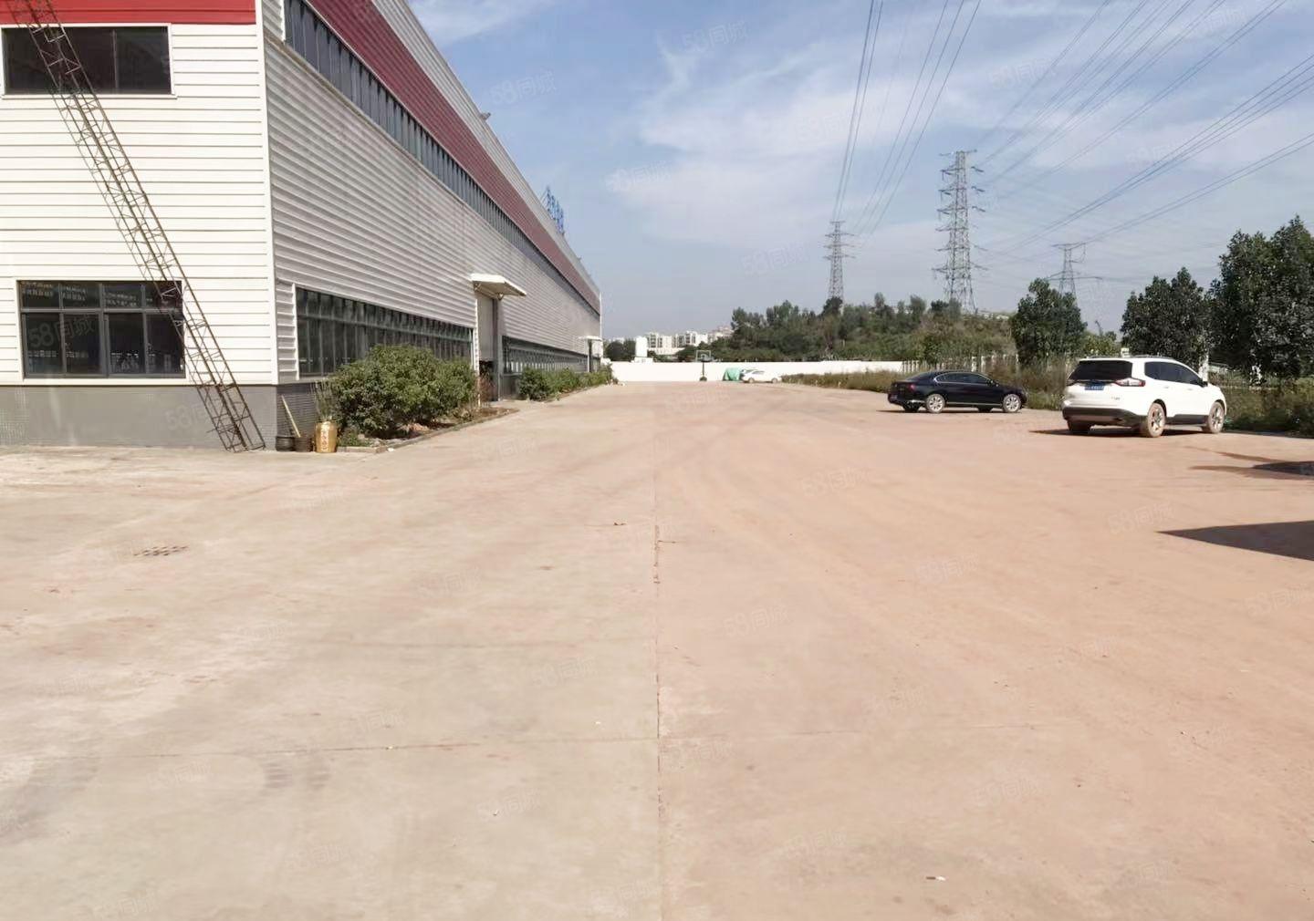 大朗镇富民工业城12米高单一层钢构厂房出租有豪华办公室装