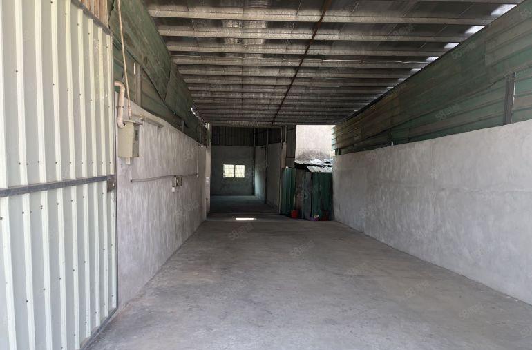 大朗镇洋乌村标准厂房招租，面积300平，水电齐全，价格便宜