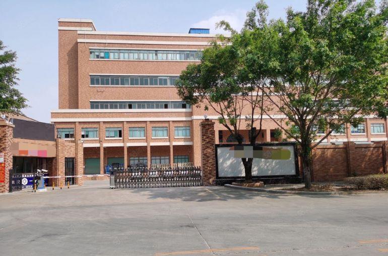 红本厂房工业园区分租一楼3850平方，带卸货平台，可分组