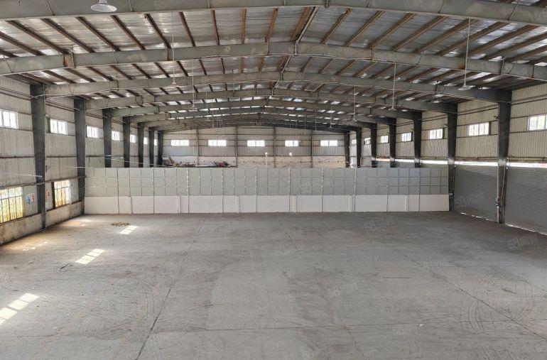 大朗镇钢结构厂房出租，高度10米。可分租