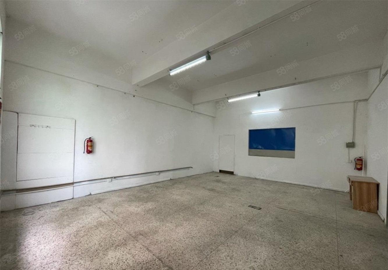 大朗厂房出租5楼280方，简装修适合多种小型加工厂，交通便利