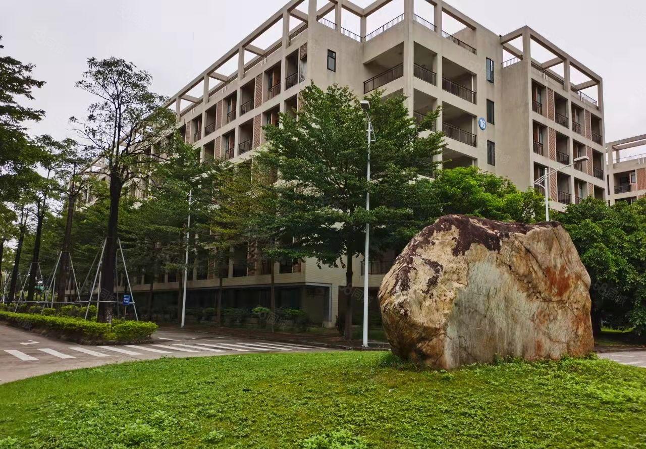 大岭山镇花园式红本工业园标准厂房出租 可办环评 带红本