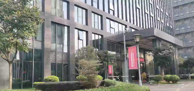 松山湖厂房出租 写字楼出租80平方米起租 精装修 小独院出租