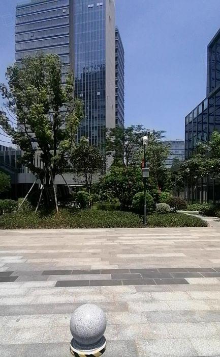 松山湖华为旁大型花园红本产业园带精装修厂房办公22万方出租中