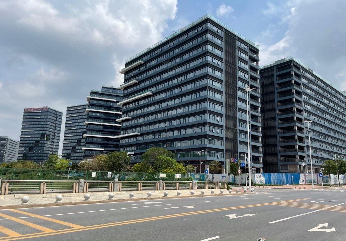 1500亩新型高档工业园区  形象极好 配套齐全 卸货方便