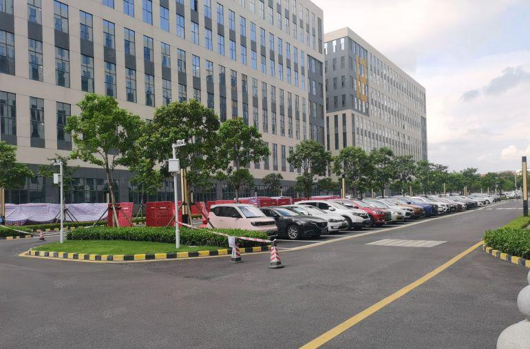 松山湖全新工业厂房出租300平方米起租，生物药物大数据园区