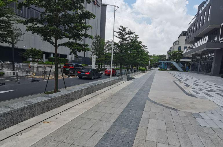 独栋可以做企业总部大型餐饮湘菜粤菜娱乐剧本直播研发电商网络