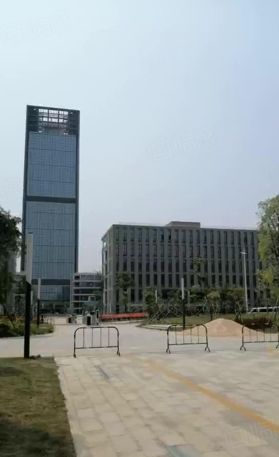 松山湖国有大型红本制造园300至100000方面向全球招商！