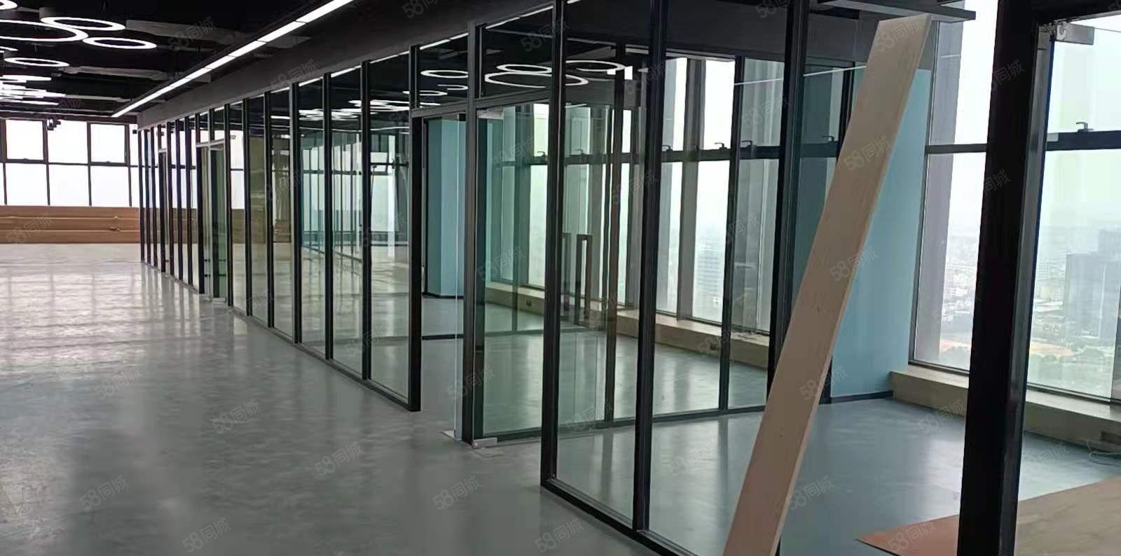 松山湖靠近龙大高速路口新出高薪产业园45000平面积可分租