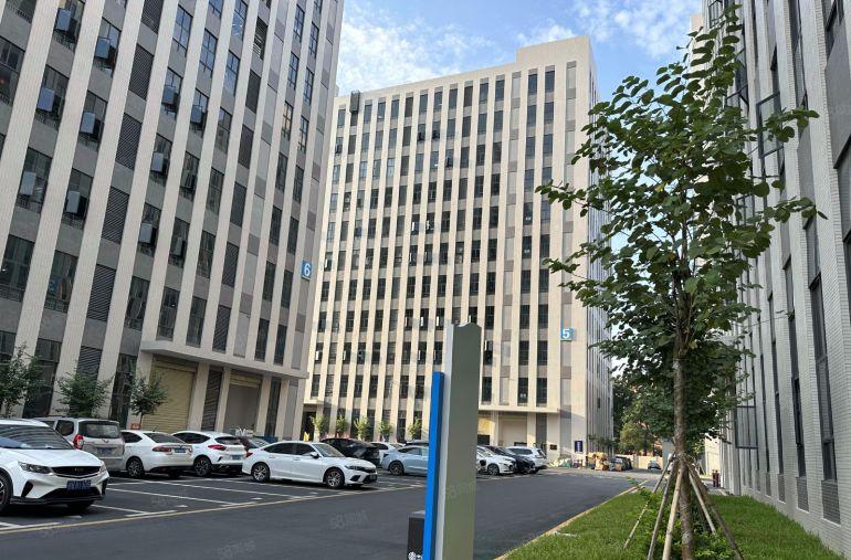 黄江田心一房东15万平单层面积1000平~3000平厂房出租