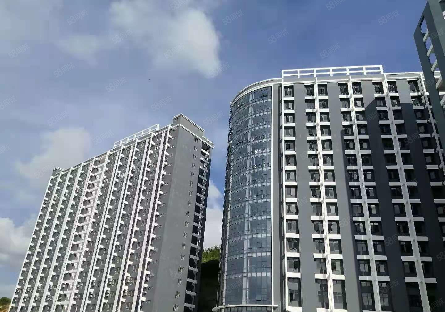 深圳靠近东莞黄江2500平米厂房16元起！开发商直租无中介！