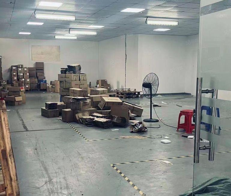 黄江镇田心村厂房出租六楼1550精装修