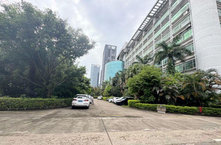 黄江北岸原房东工业园3楼1500平方厂房出租精装修大小可分租