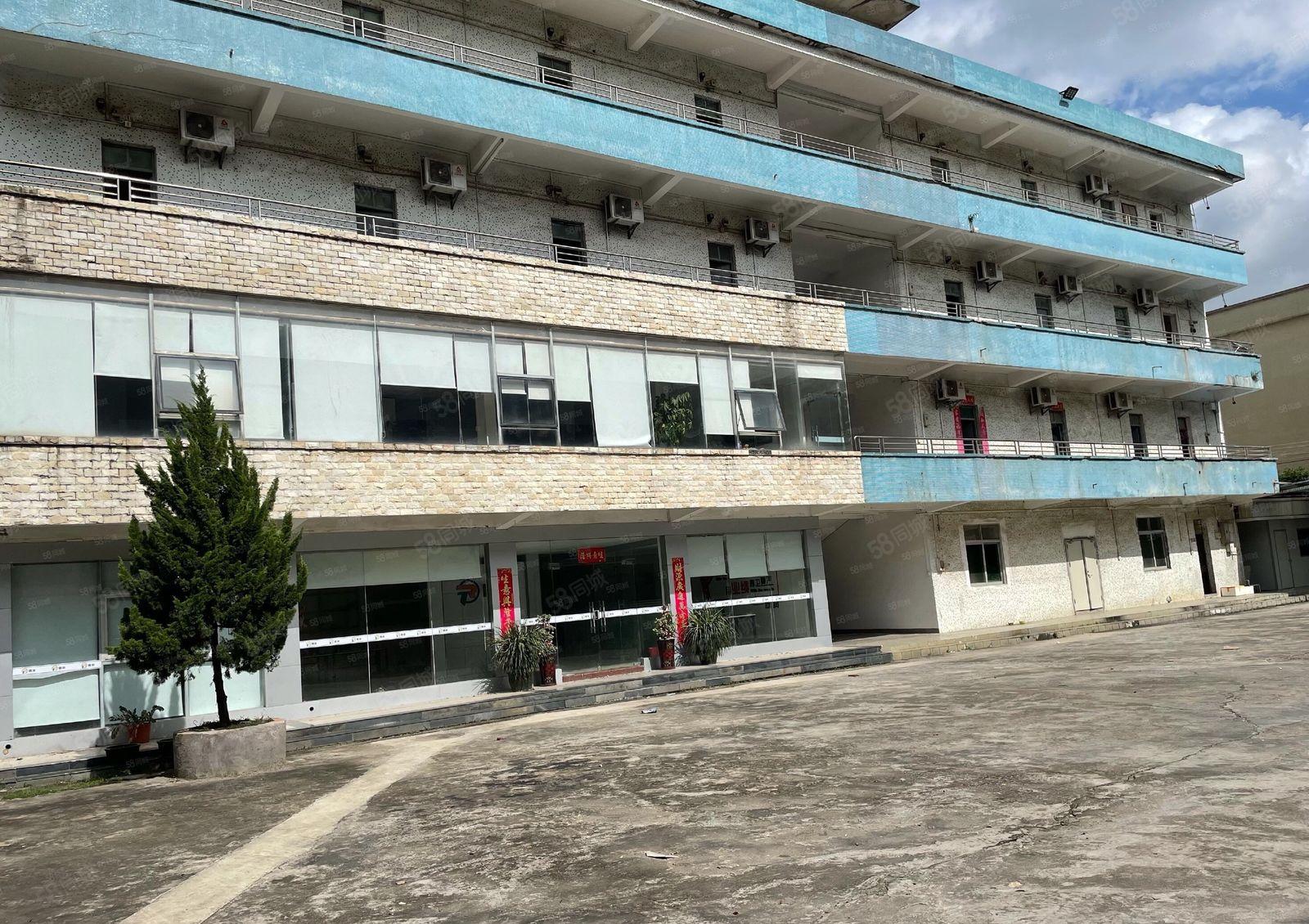 黄江靠公明独门独院5700平方厂房出租，有独立的办公室