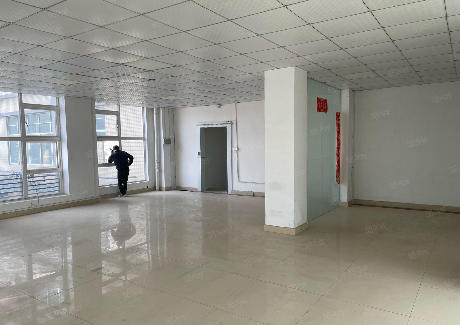 黄江镇临深工业厂房低价分租3500平有办公室地坪漆喷淋