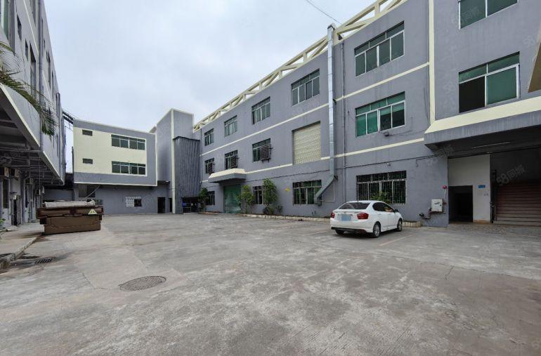 黄江镇中心原房东小独院，租金8.8元工业用地，可包租。