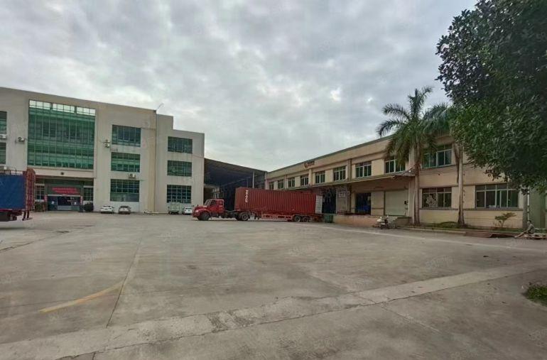 黄江临深单一层9米高钢构出租，空地1万平米厂房11800平