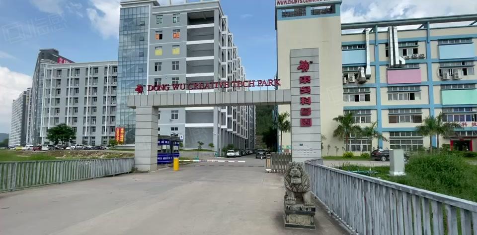 东莞黄江东吴科学园开发商直租二楼3000平米厂房 可面议！