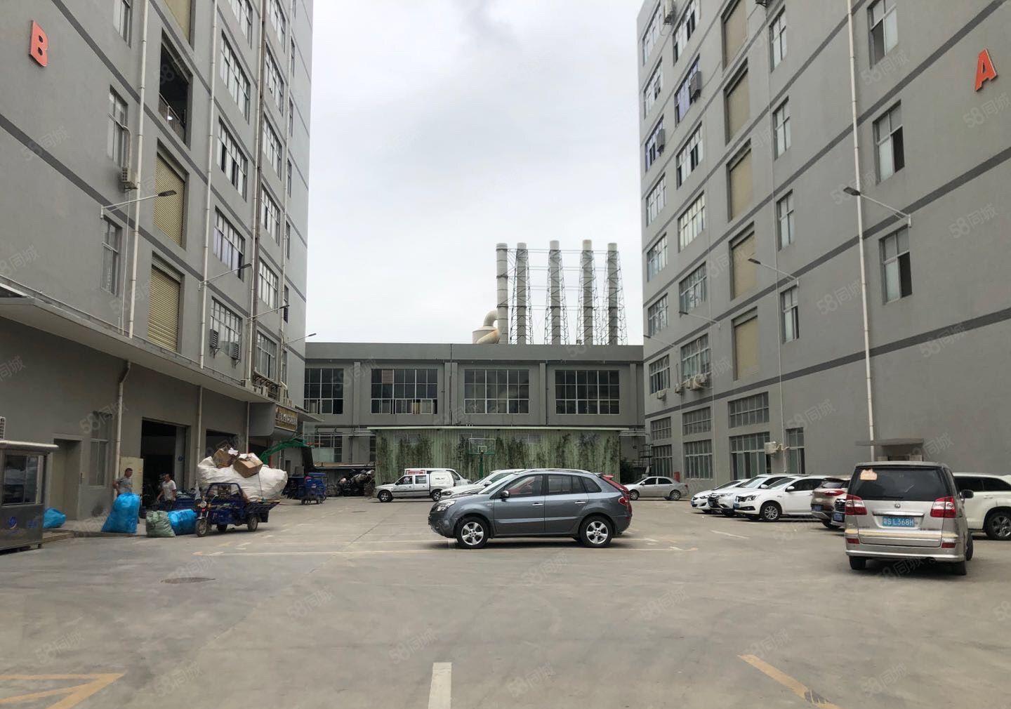 黄江靠深圳田心村全新工业园楼上1200平方厂房出租带精装修