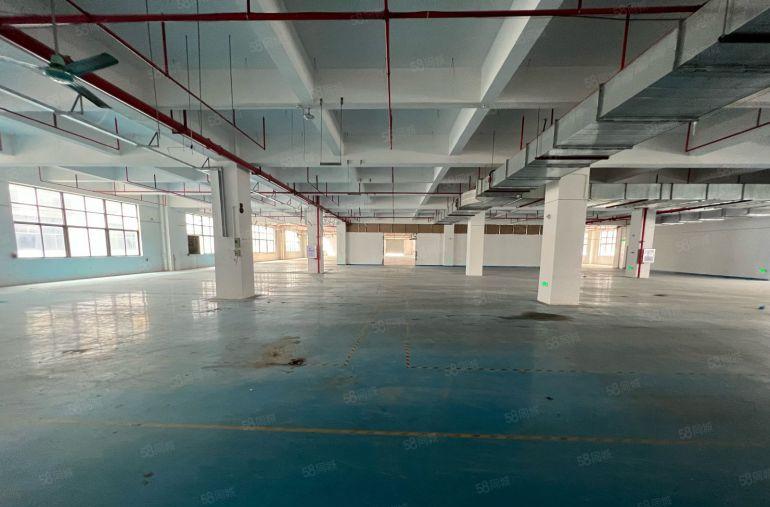 黄江厂房楼上精装修5000平方，可分租，水电现成