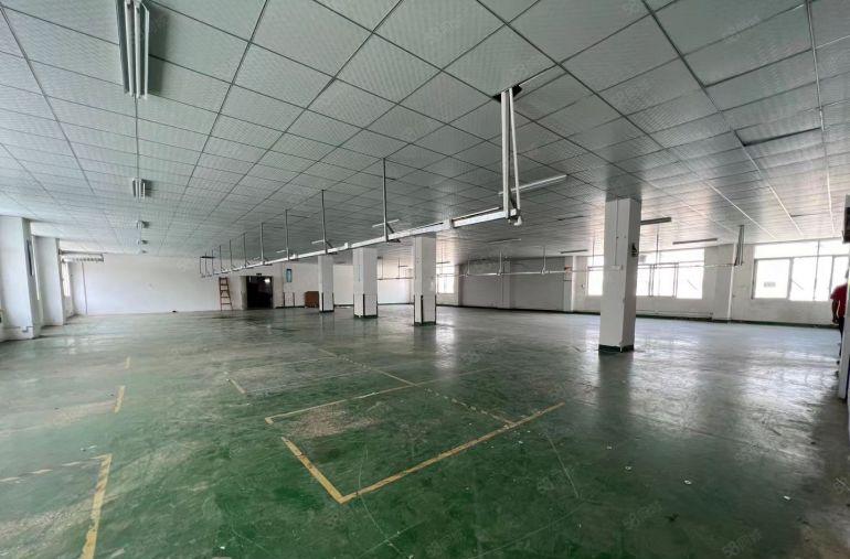 黄江独院新空楼上1250平标准厂房，精装修水电齐全低价出租