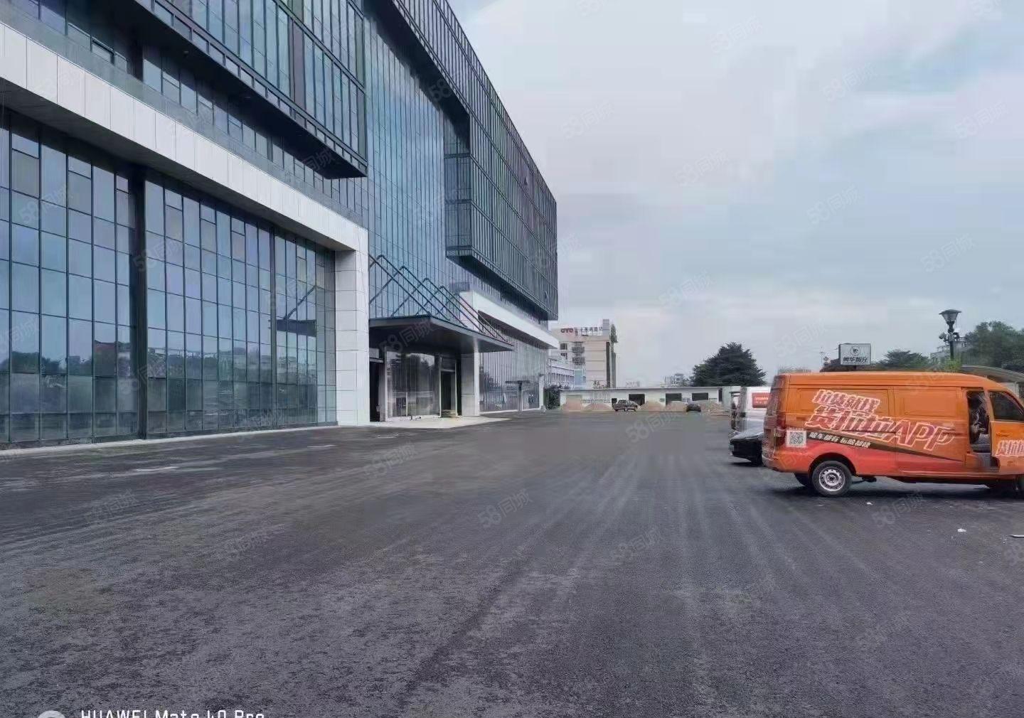 光明中山大学附近全新高端厂房8万平米招租配有全新2部4吨大货