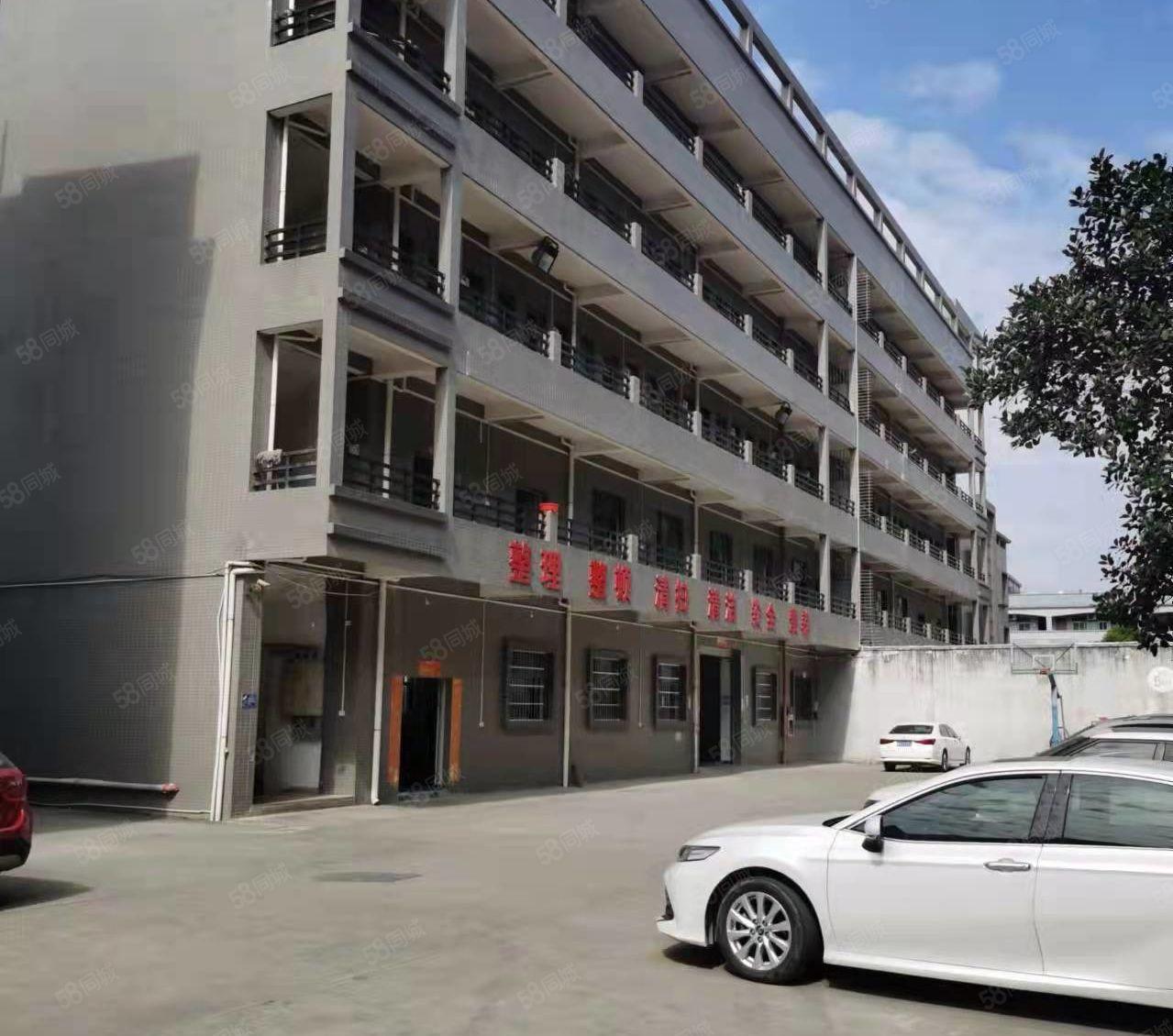 黄江镇中心适合注塑厂房出租，一楼1730平方滴水7米可办环评