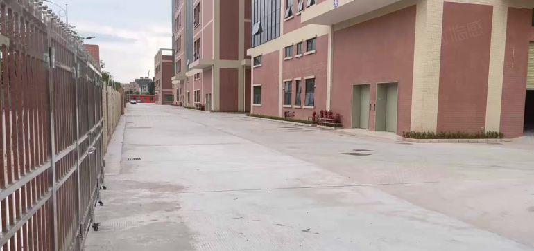 黄江新出原房东独带红本。可分租带卸货平台设备可上楼面承重两吨