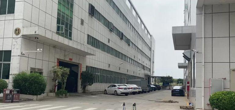 黄江镇临深片区新出原房东国有证6600平方米。