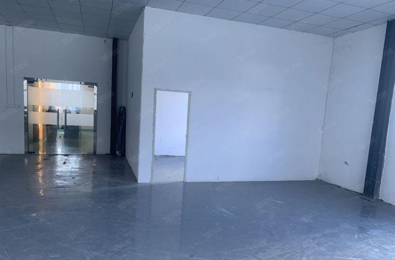 楼上800平厂房，带地坪漆办公室，方正无柱，2吨大电梯