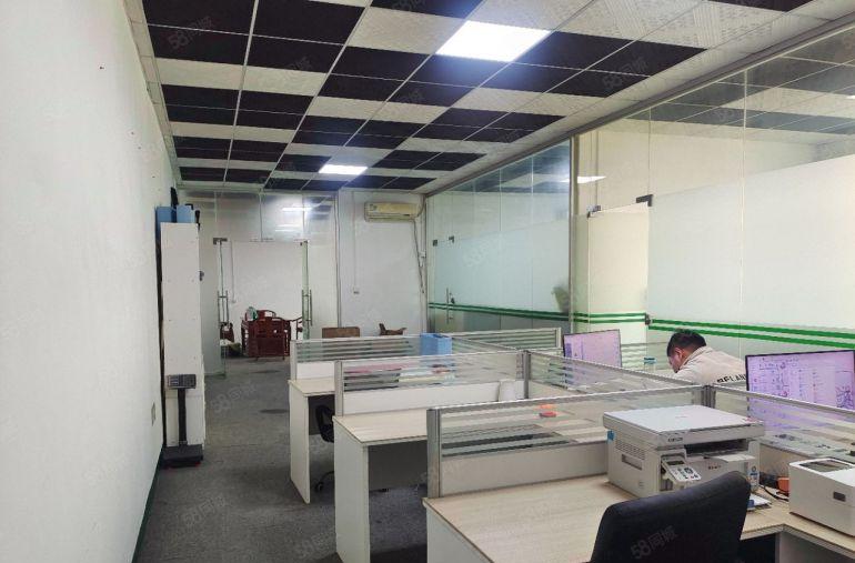 黄江镇社贝村原房东一楼600三楼1200可分开出租