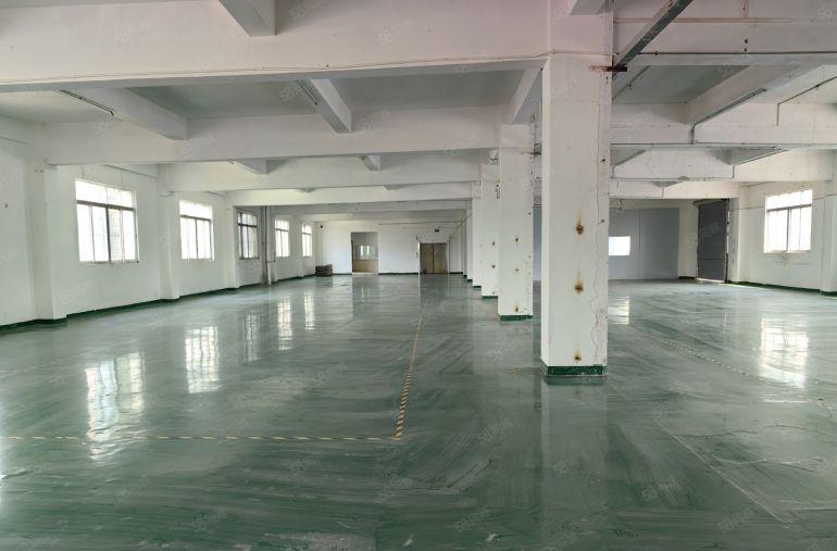 特价10块！黄江镇北岸村工业聚集区三楼带装修厂房1600平