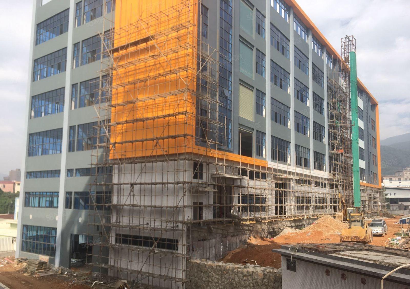 东莞市临深镇区原房东，全新独院厂房出租，形象好，证件齐全。