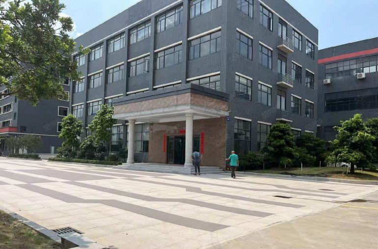 龙华靠黄江原房东东深路标准三层花园式独院厂房出租15元