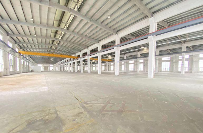 厂房出租  独院 红本11米高 长度160米  适合注塑五等