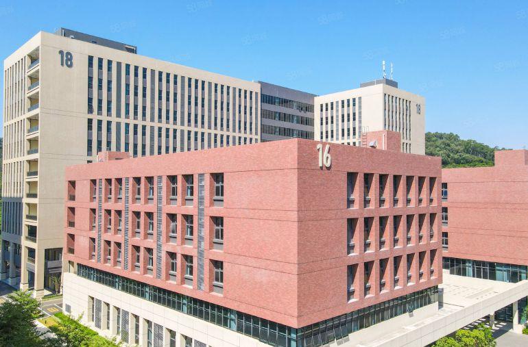 全新红本现楼厂房出租，灵活搭配配套齐全，可办环评