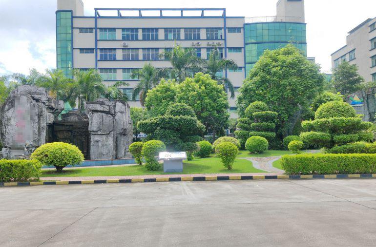 大岭山原房东花园式标准厂房现成豪华装修洁净车间，实际面积出租