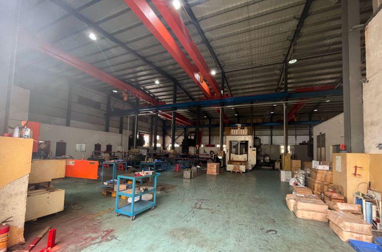 大岭山原房东9米高1500平米单一层钢构厂房出租有行车装修