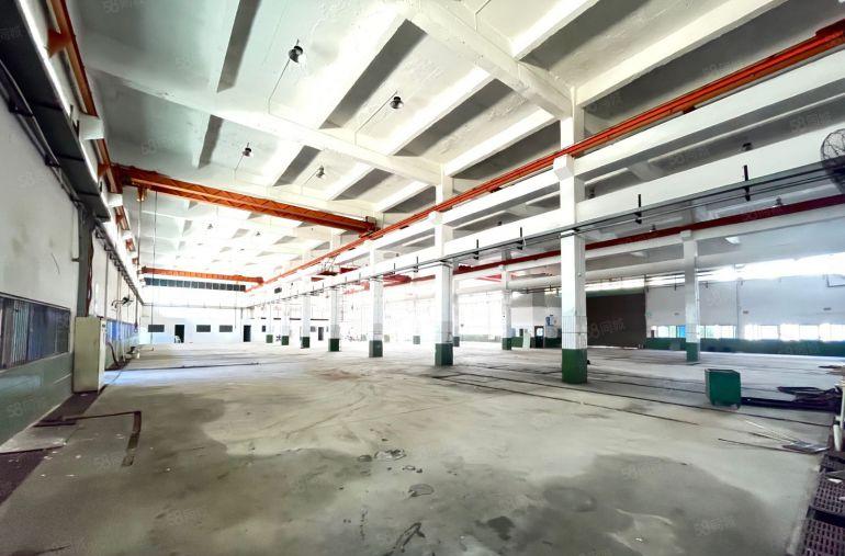 大岭山独院厂房出租一楼层高9米五部现成航车水电可过户带装修